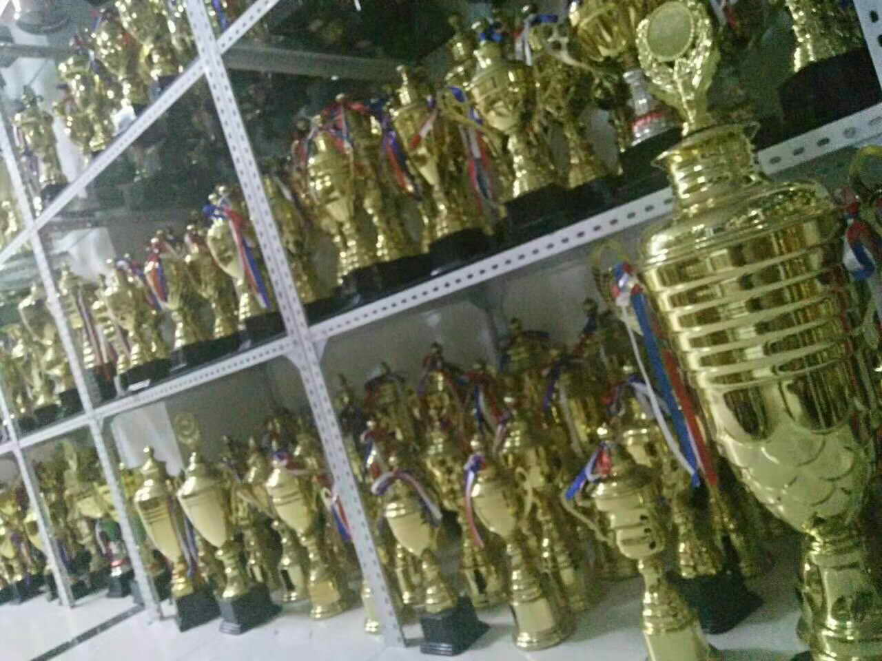 custom metal sport trophy award souvenir gift