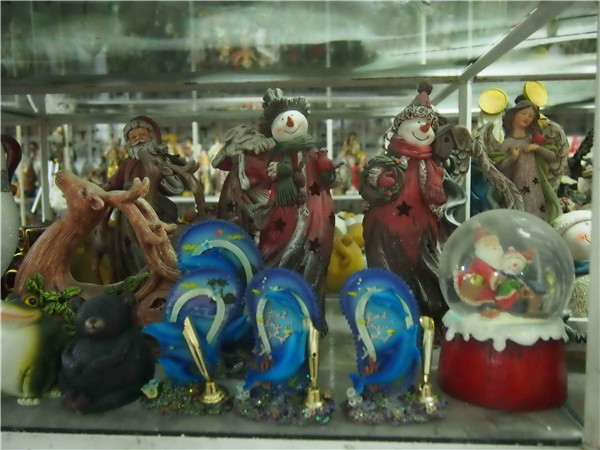 custom resin trophy resin tatue resin crafts souvenir gift