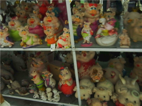 custom resin trophy resin tatue resin crafts souvenir gift