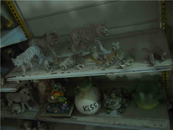 custom resin trophy resin tatue resin crafts souvenir gift