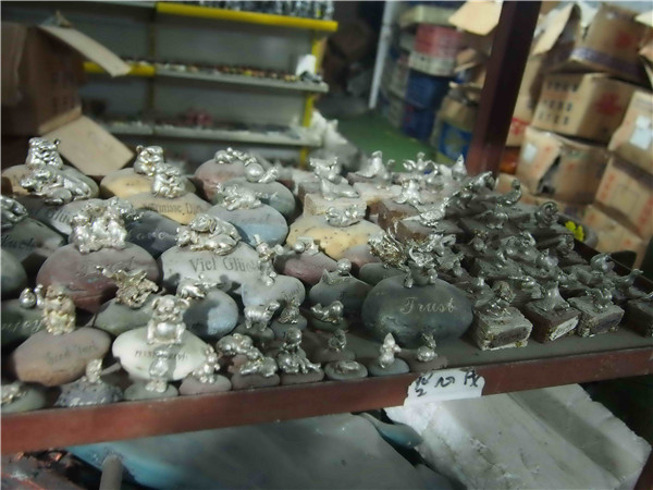 custom resin trophy resin tatue resin crafts souvenir gift