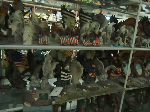 custom resin trophy resin tatue resin crafts souvenir gift