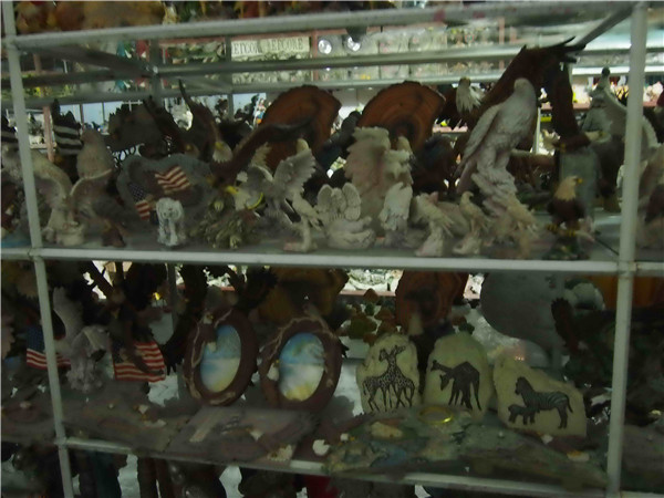 custom resin trophy resin tatue resin crafts souvenir gift