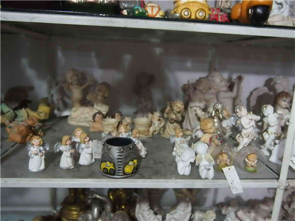 custom resin trophy resin tatue resin crafts souvenir gift