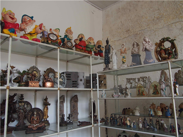 custom resin trophy resin tatue resin crafts souvenir gift