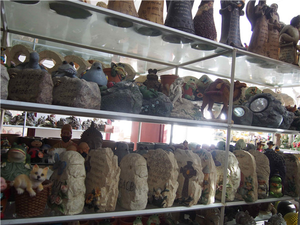 custom resin trophy resin tatue resin crafts souvenir gift